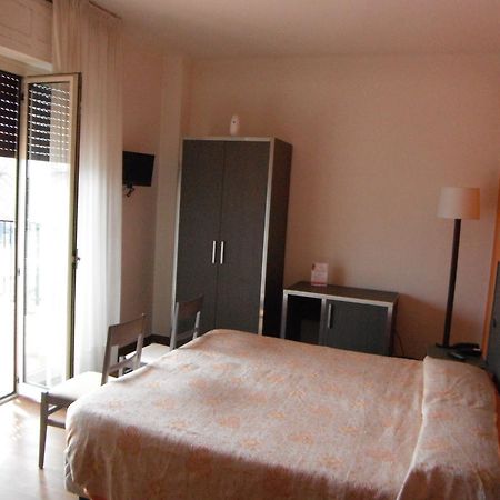 Hotel Renato Sesto San Giovanni Εξωτερικό φωτογραφία