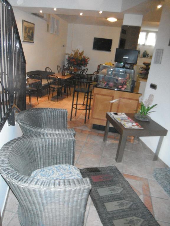 Hotel Renato Sesto San Giovanni Εξωτερικό φωτογραφία