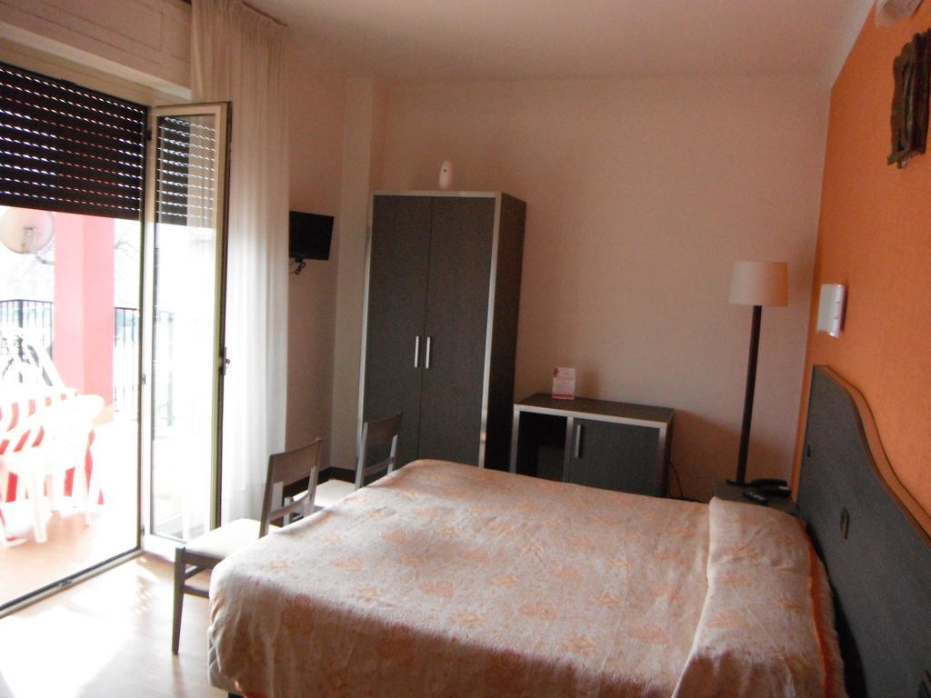 Hotel Renato Sesto San Giovanni Εξωτερικό φωτογραφία