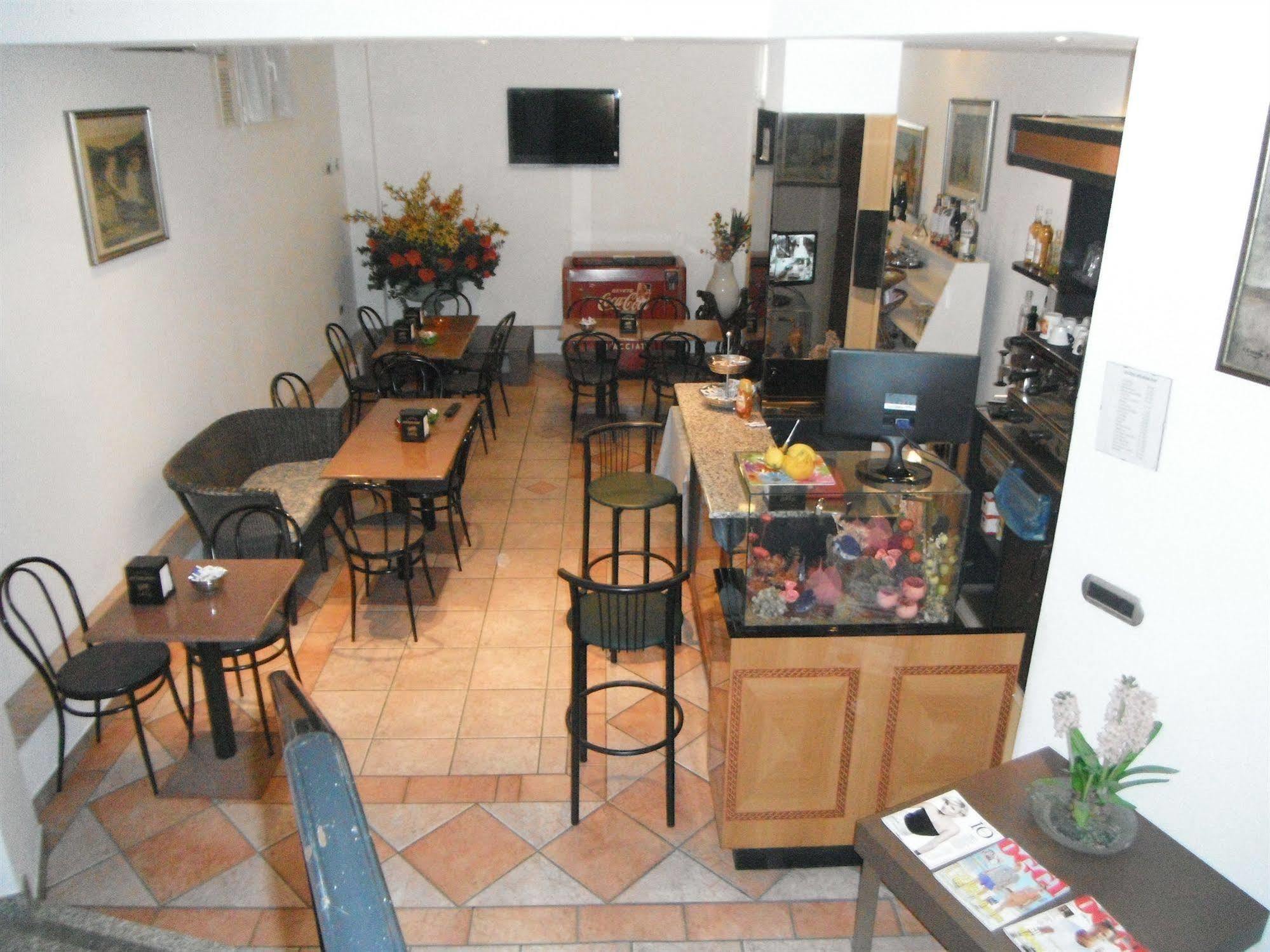 Hotel Renato Sesto San Giovanni Εξωτερικό φωτογραφία